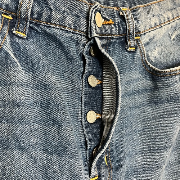 Straight Leg Jeans, Relaxed Fit - Picture 5 of 6